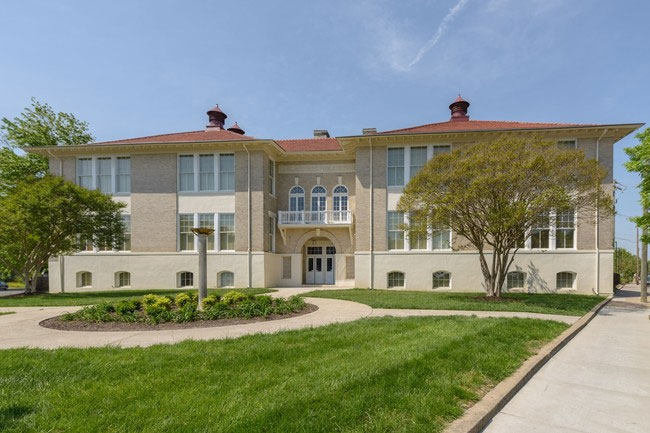 Highland Park Senior Apartments