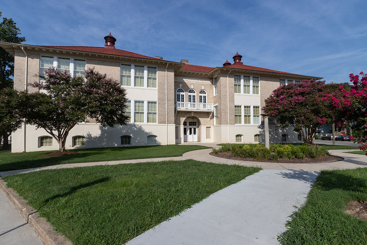 Highland Park Senior Apartments in Richmond, VA