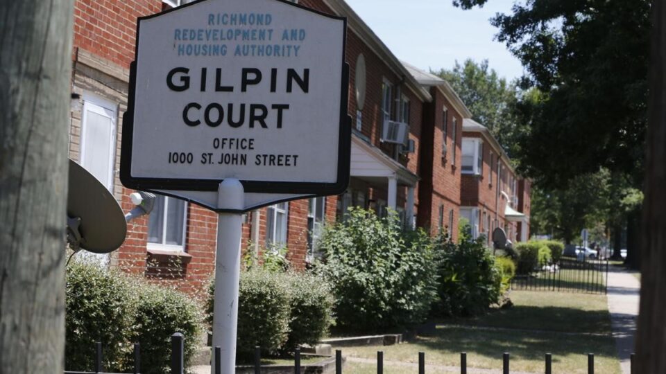 Gilpin Court sign