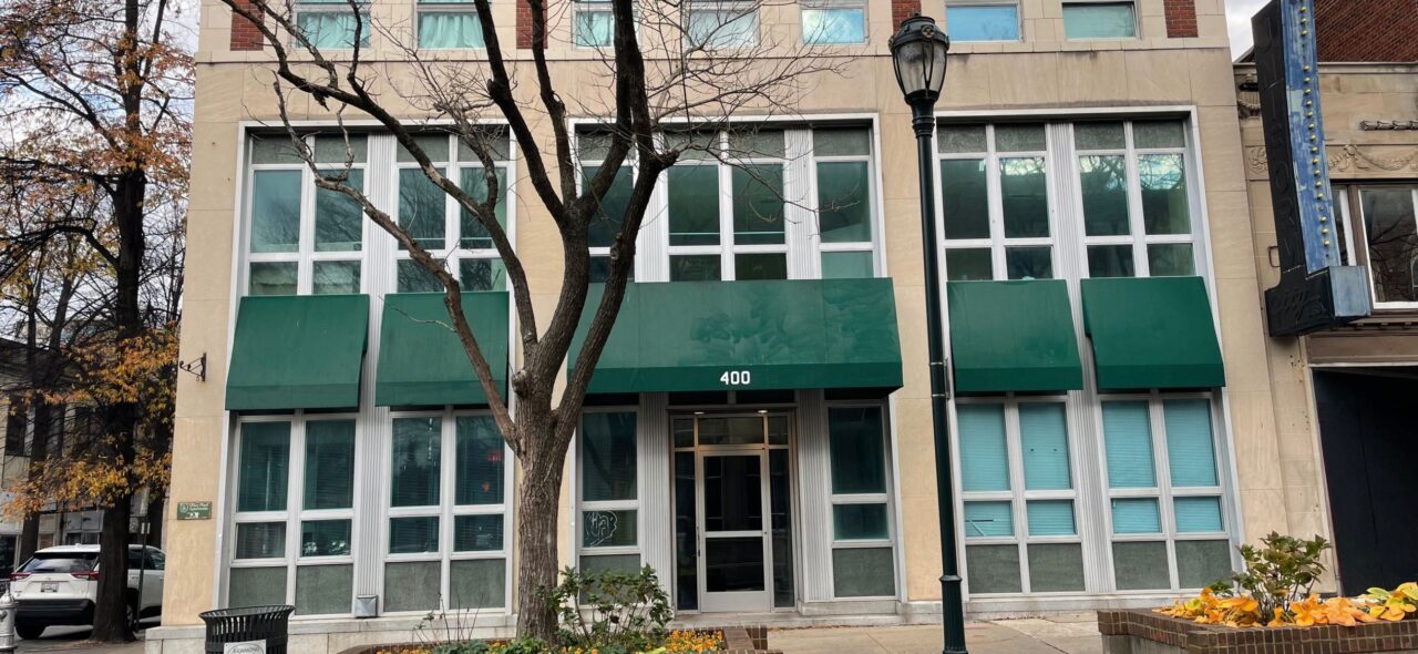 400 Grace Place